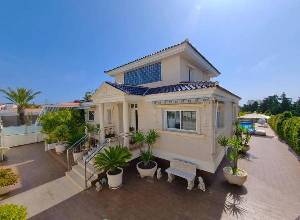 Casa independiente en molino blanco s/n