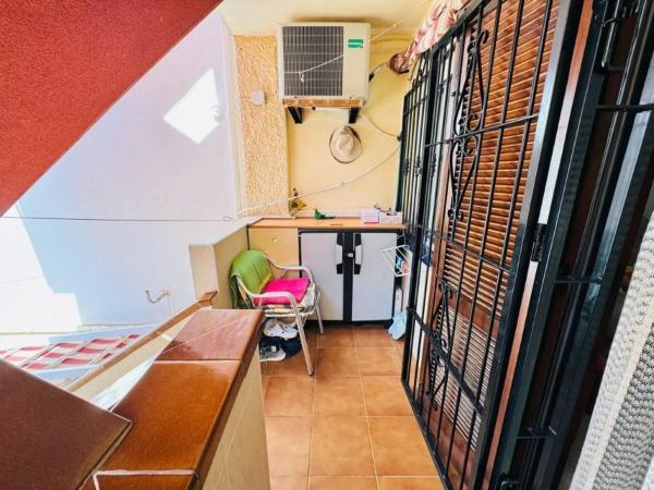 Estudio en calle San Antonio, 24