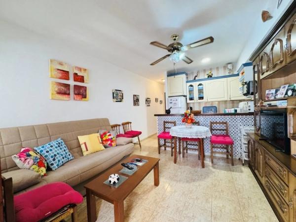 Estudio en calle San Antonio, 24