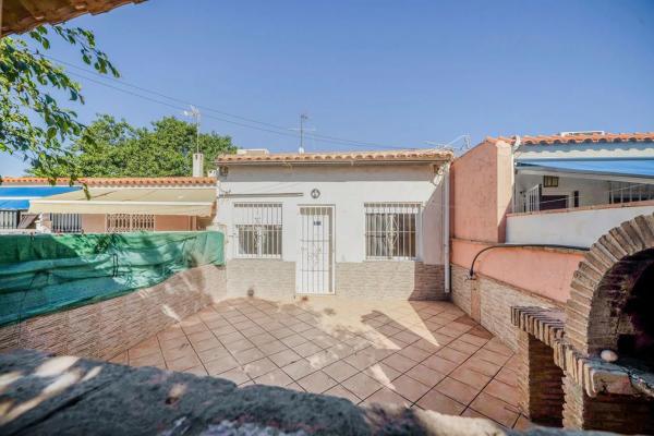 Casa independiente en Urbanización Torreta Ii, 122