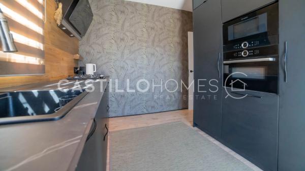 Casa independiente en calle Huelma, 4