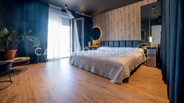 Casa independiente en calle Huelma, 4