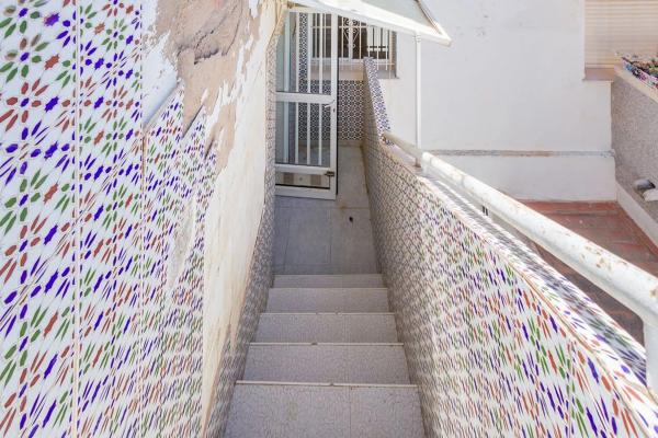 Chalet pareado en calle el Limonar, 32