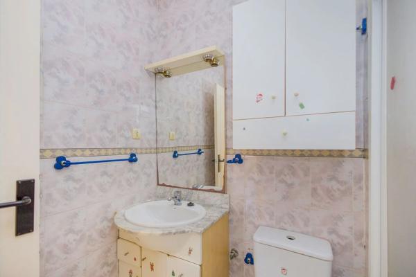 Chalet pareado en calle el Limonar, 32