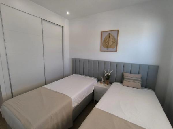 Chalet adosado en calle Zv 54, 12 r