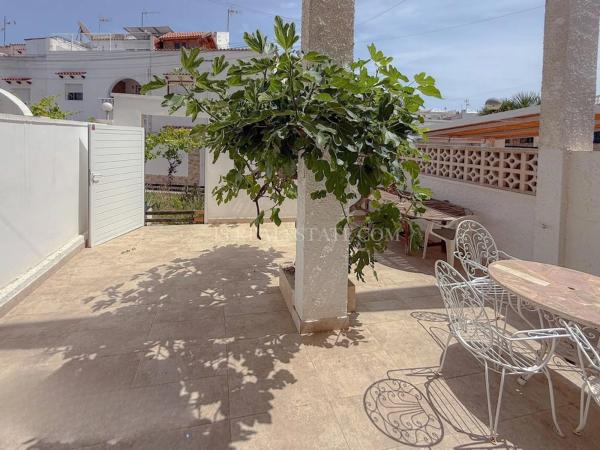 Chalet adosado en calle Manzana 3