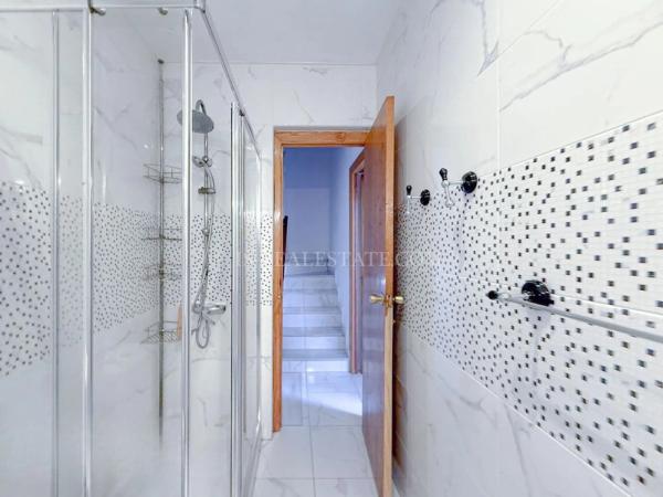 Chalet adosado en calle Manzana 3