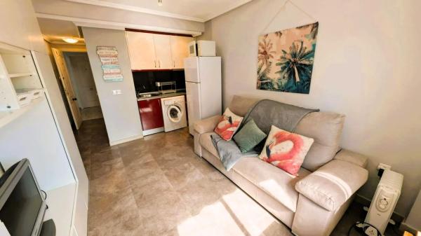 Estudio en calle Aquiles, 19