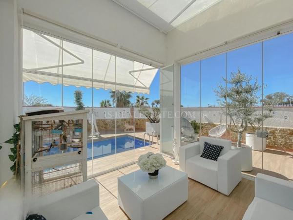 Casa independiente en calle Gotzone Mora