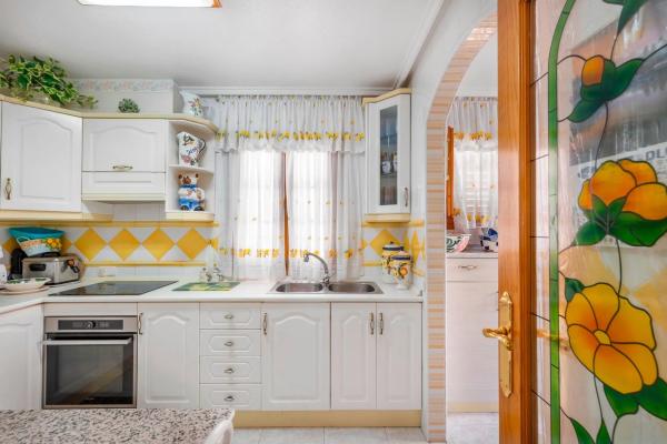 Chalet en Barrio Zona los Frutales