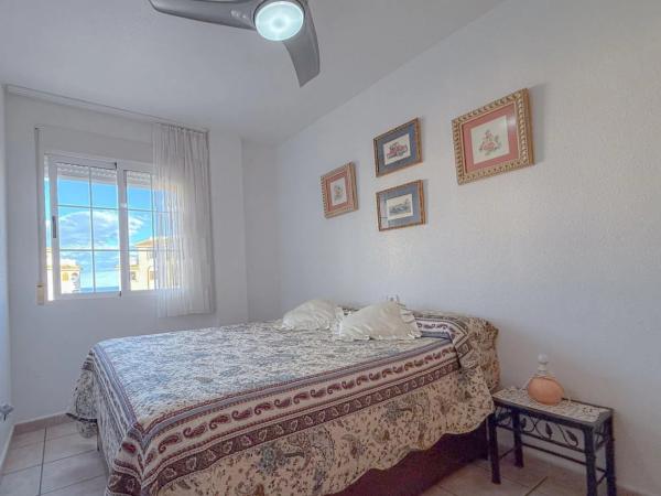 Chalet adosado en Urbanización Cabo Verde