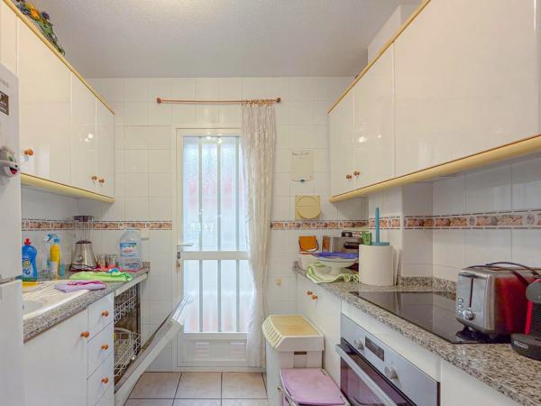 Chalet adosado en Urbanización Cabo Verde