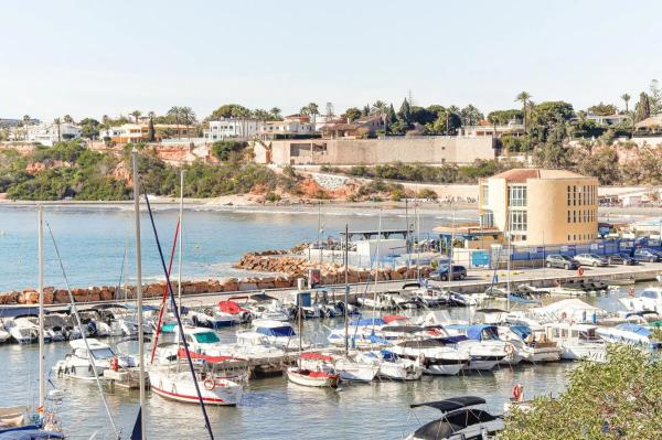 Piso en calle Joven Pura, 2