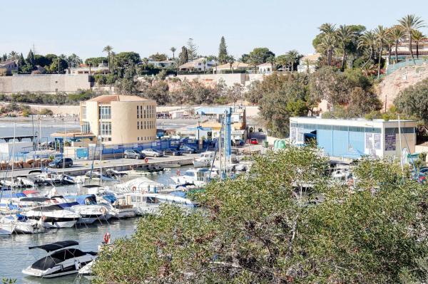 Piso en calle Joven Pura, 2