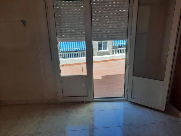 Chalet adosado en calle Gumersindo, 42