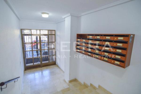 Piso en calle Ramón Gallud, 222