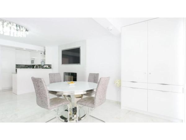 Casa independiente en calle Pleamar