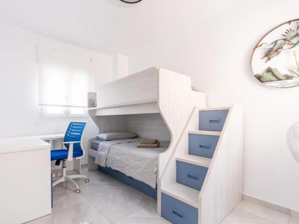 Casa independiente en calle Pleamar