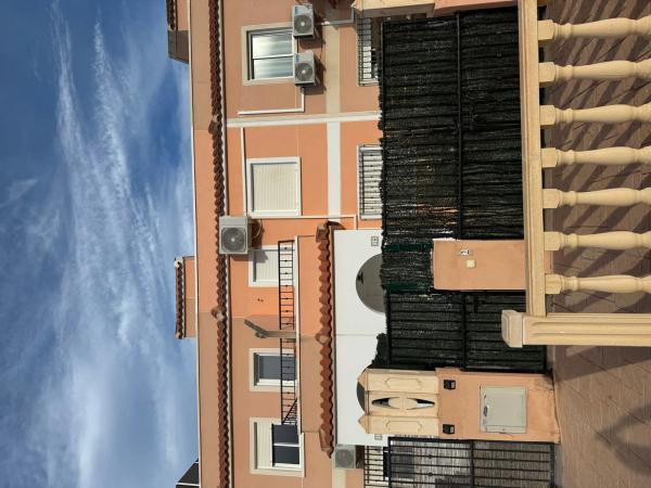 Chalet pareado en calle Canarias, 4