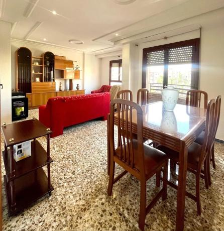 Piso en Barrio Carrús Oeste