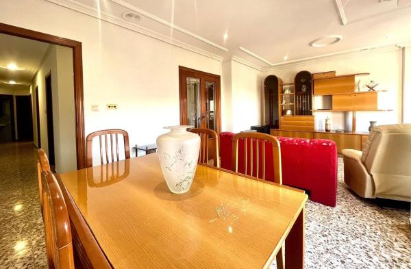 Piso en Barrio Carrús Oeste