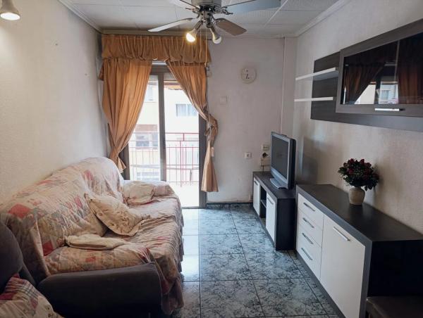 Piso en Barrio Raval de Santa Teresa-El Asilo