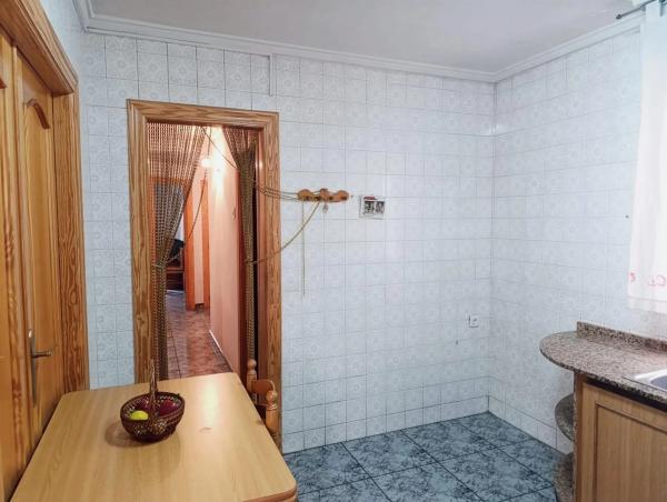 Piso en Barrio Raval de Santa Teresa-El Asilo