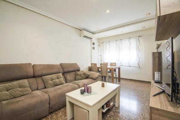 Piso en calle Benito Pérez Galdós