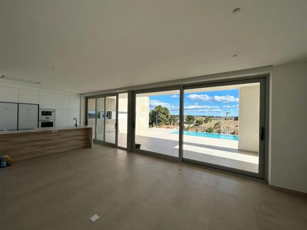 Casa independiente en calle Benimassot, 2