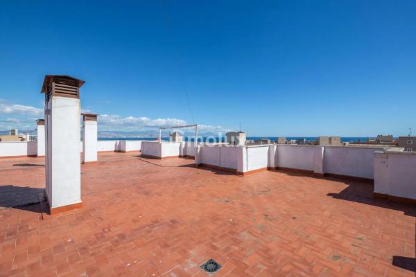 Piso en avenida Costa Blanca