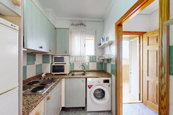 Piso en avenida Costa Blanca