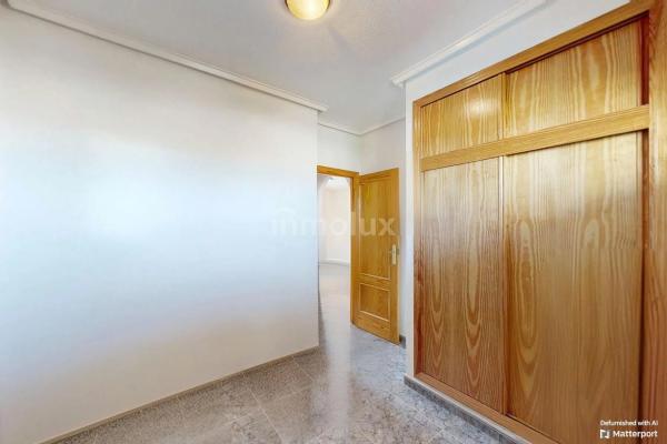 Piso en avenida Costa Blanca