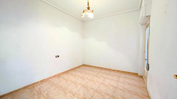 Piso en Barrio Pont Nou-Corazón de Jesús