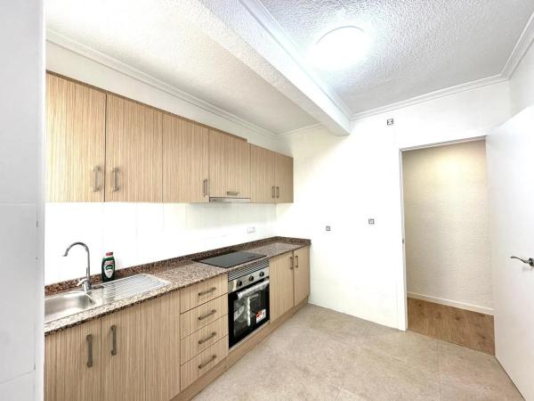 Piso en calle Aurelio Coquillat Pascual