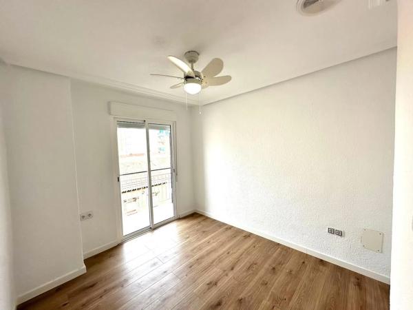 Piso en calle Aurelio Coquillat Pascual