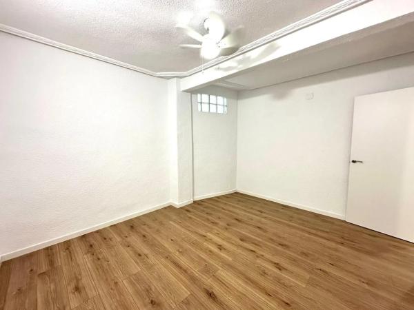 Piso en calle Aurelio Coquillat Pascual