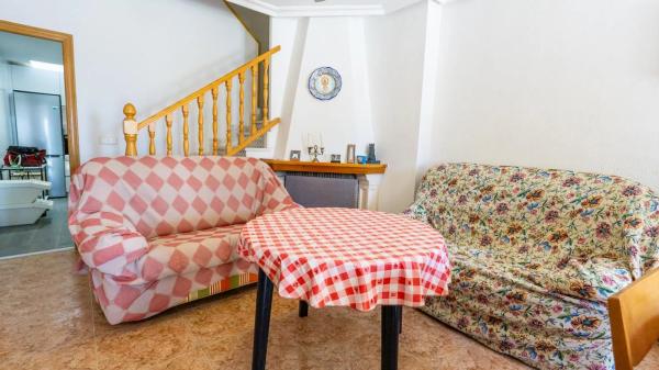 Casa independiente en avenida Vicente Blasco Ibañez