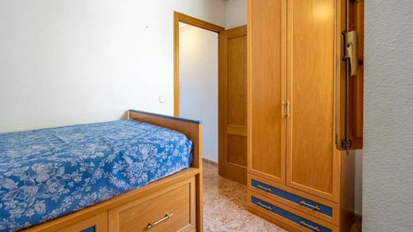 Casa independiente en avenida Vicente Blasco Ibañez