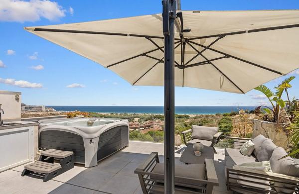 Ático en Monte y Mar