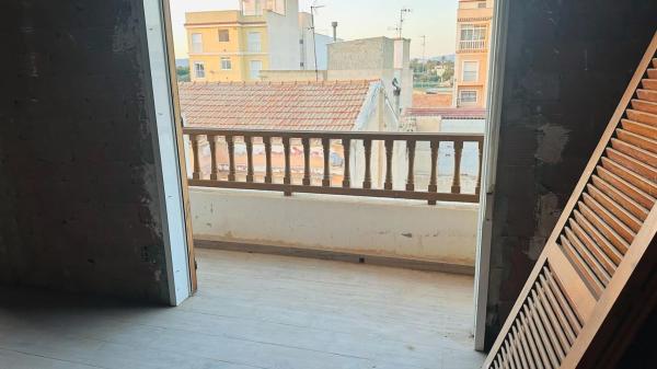 Piso en La Hoya-Daimes-El Derramador