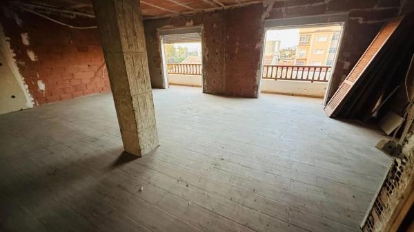 Piso en La Hoya-Daimes-El Derramador