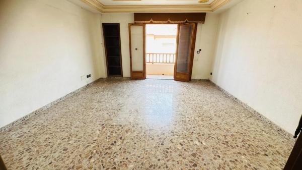 Piso en La Hoya-Daimes-El Derramador