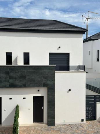 Dúplex en calle Adelaida Pérez Ojeda García