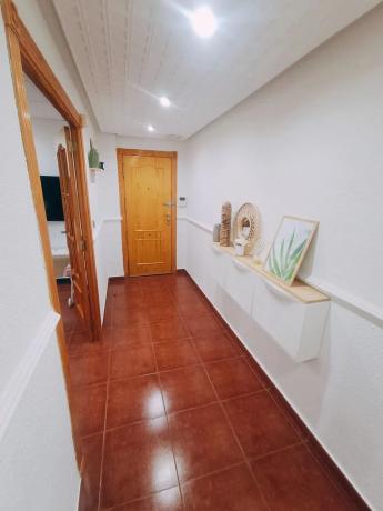 Piso en calle Antonio Mora Ferrández, 25