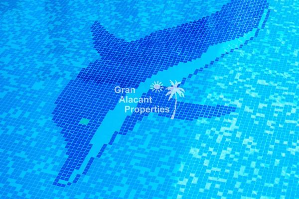 Casa independiente en calle de Holanda