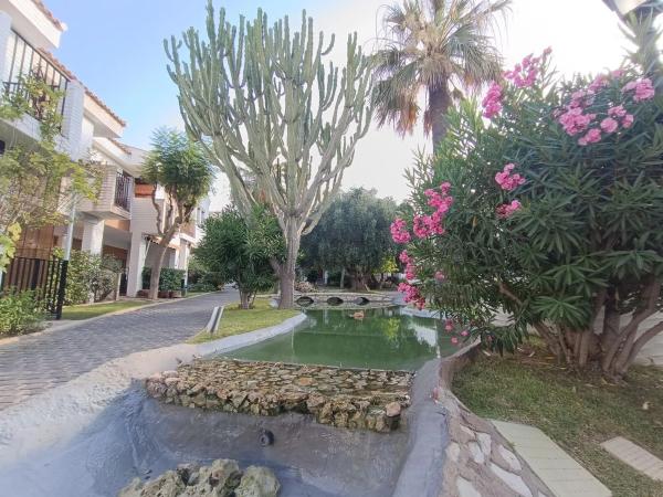 Casa independiente en avenida del Carabasí, 1