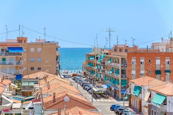 Piso en avenida de Ronda, 2
