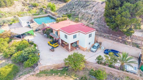 Casa independiente en Partida Carrus, 166