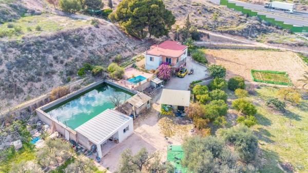 Casa independiente en Partida Carrus, 166