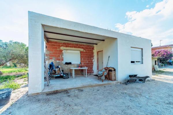 Casa independiente en Partida Carrus, 166